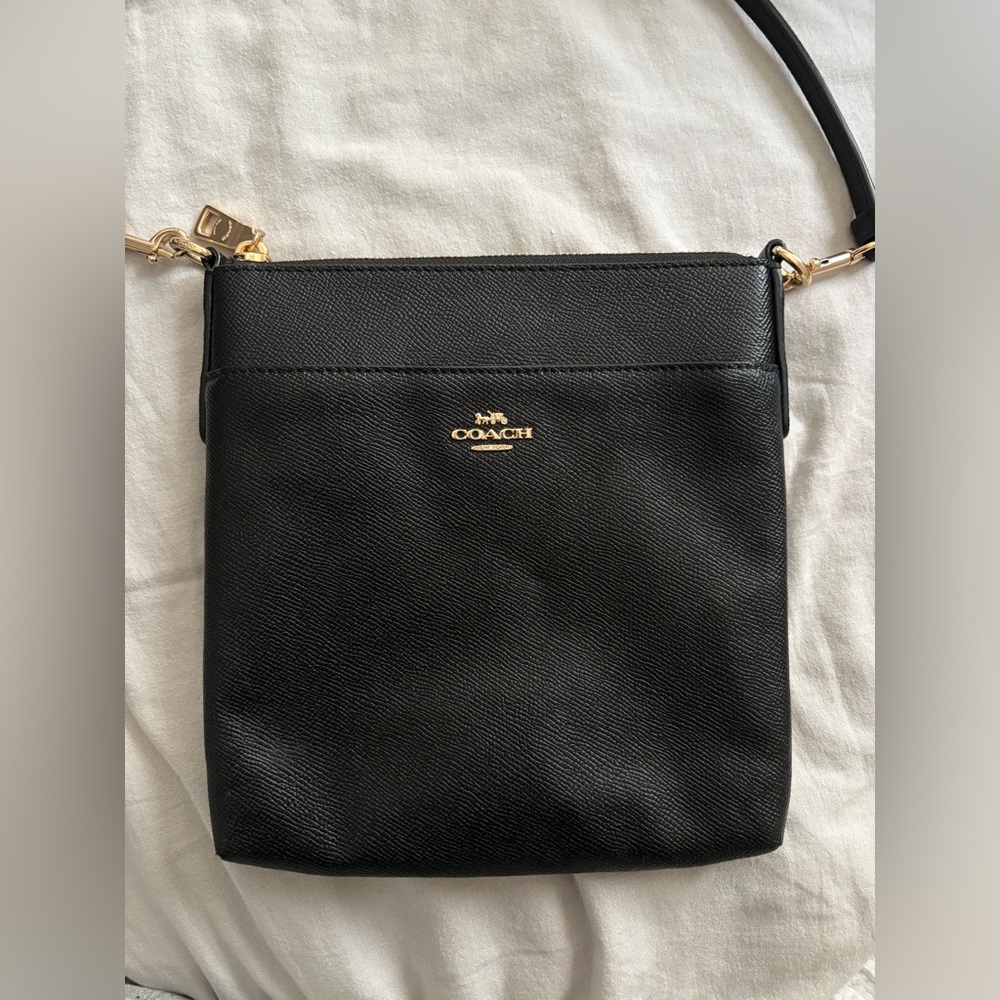 Coach Kitt Messenger Crossbody